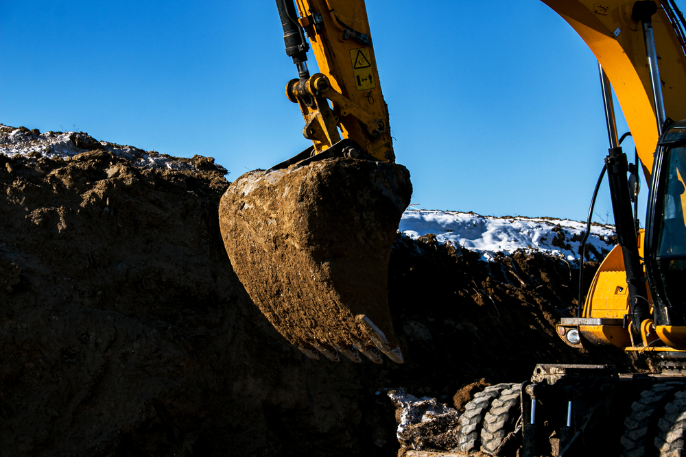 Crawler,Excavator.,The,Excavator,In,The,Process,Of,Work,Digs